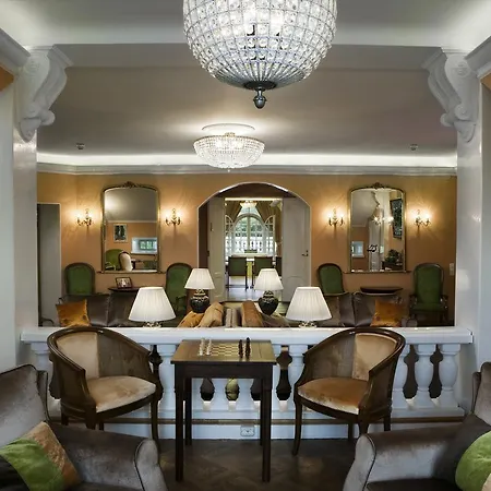 Hirvihaaran Kartano Отель