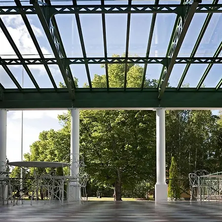 Hirvihaaran Kartano Hotel