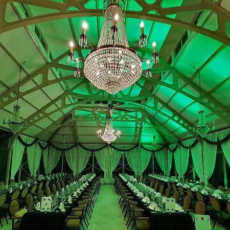 Hotel Hirvihaaran Kartano