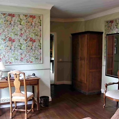 Отель Hirvihaaran Kartano