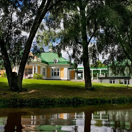 Hirvihaaran Kartano Отель 3*