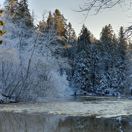 Hirvihaaran Kartano 3*