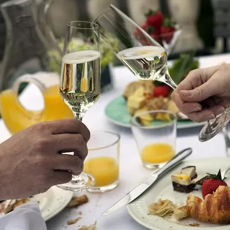 Hotel Hirvihaaran Kartano Hirvihaara