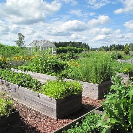 Hirvihaaran Kartano Хирвихаара